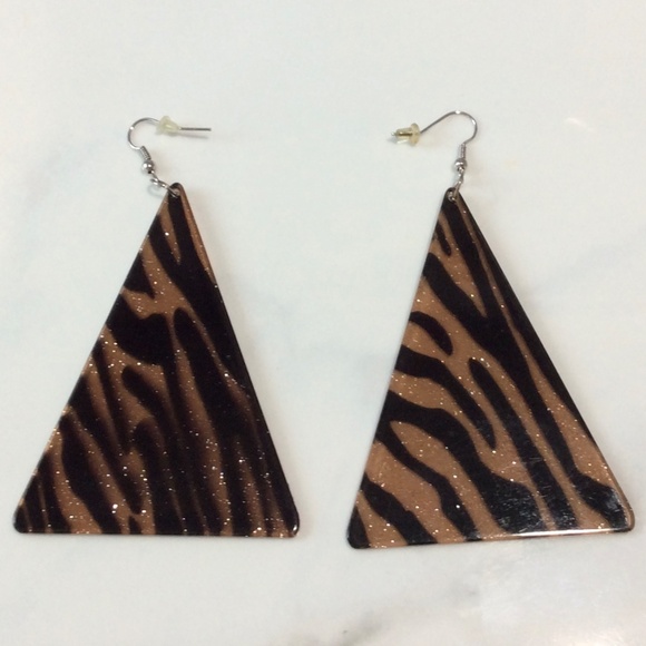 Statement Dangle Drop Earrings Large Triangle Tiger Stripes Acrylic Pierced Earr - Picture 1 of 6